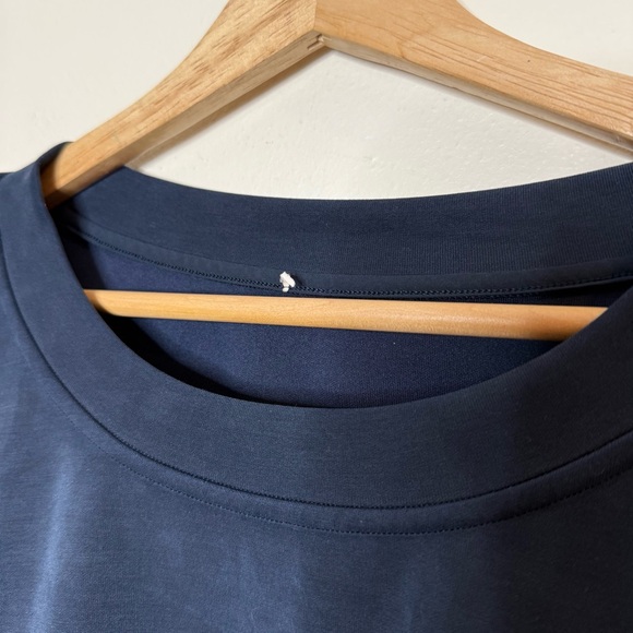 Lululemon Perfectly Oversized Cropped Crew Softstreme
in True Navy size XL - Picture 5 of 10